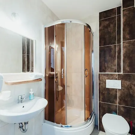 Bed & Breakfast Twardowski 4*