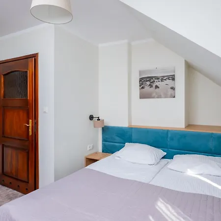 Twardowski Bed & Breakfast 4*